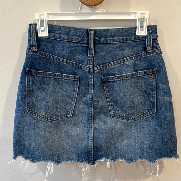 Madewell Women’s Rigid Denim A-line Mini Skirt Hughes Wash Button-Front Size 26 - Picture 5 of 6